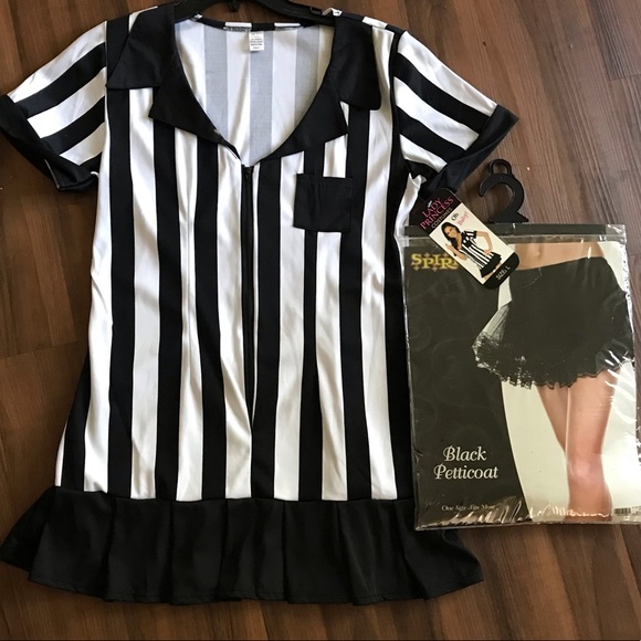 Referee Costume with Petticoat - Picture 5 of 7